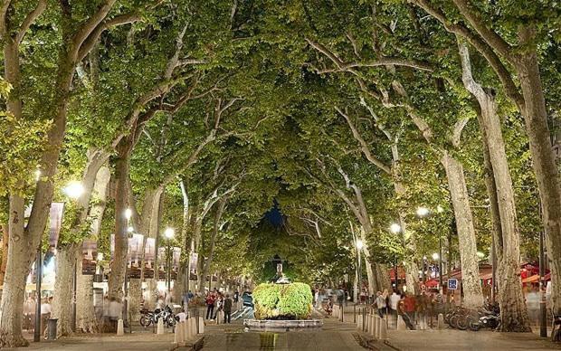 Studio A Deux Pas D'Aix Aix-en-Provence Bagian luar foto